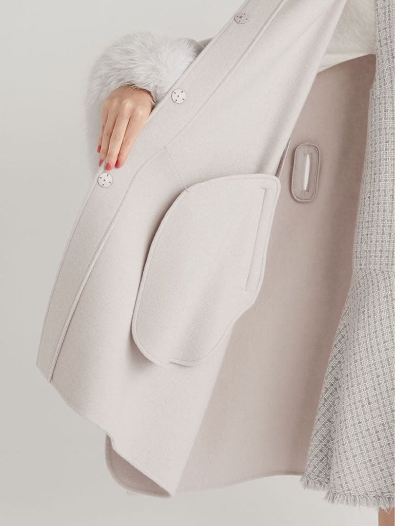 値下げOK＠あにゃ出品♡ セルフォード ファーポンチョコート LGRY