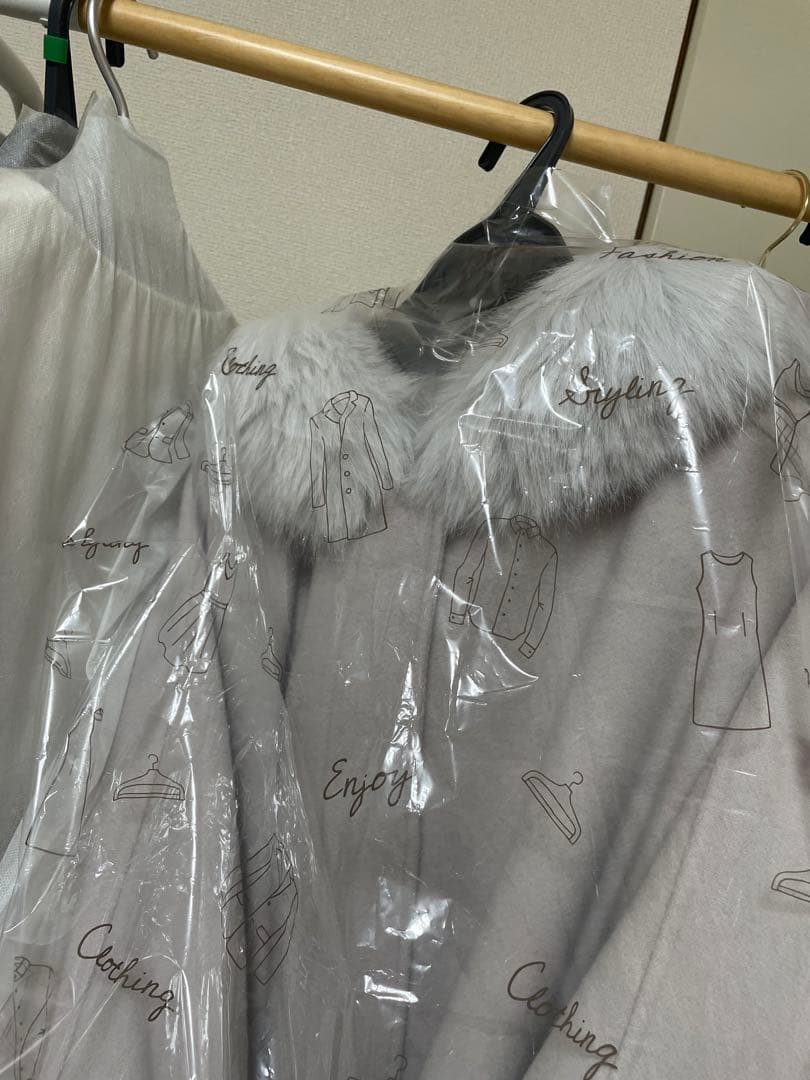 値下げOK＠あにゃ出品♡ セルフォード ファーポンチョコート LGRY