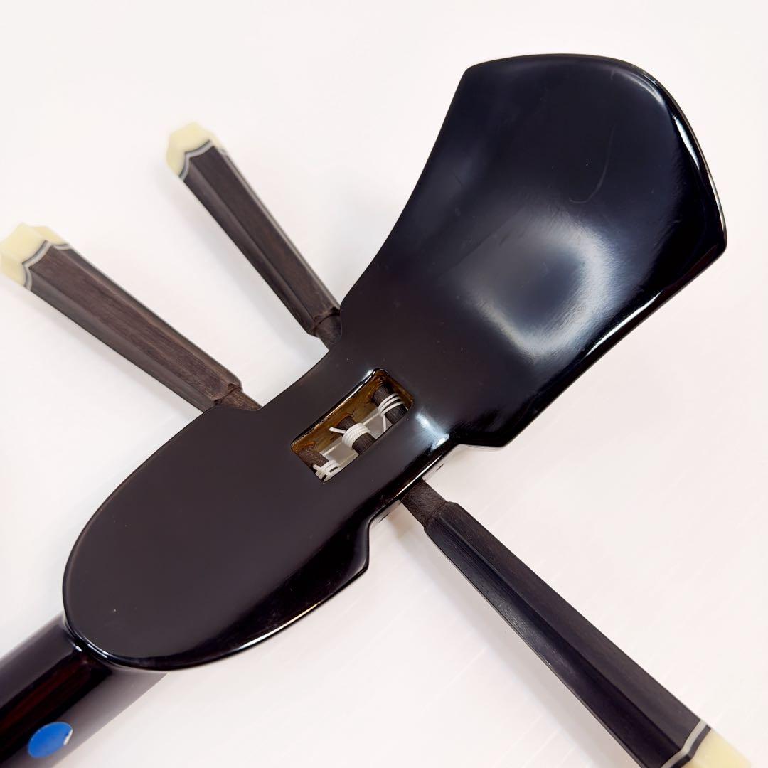 【かずさん専用】沖縄三線 本蛇皮 強化張 真壁型 爪付 ハードケース付 ウマ