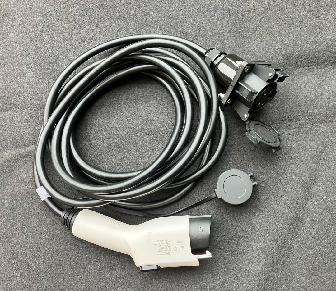 リ*ー様 EV充電ケーブル200V普通充電 約6m