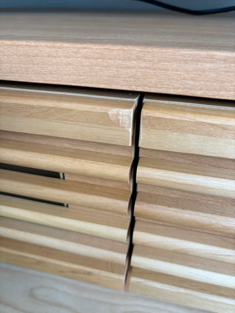 訳あり　木製テレビ台 180cm 格子状デザイン