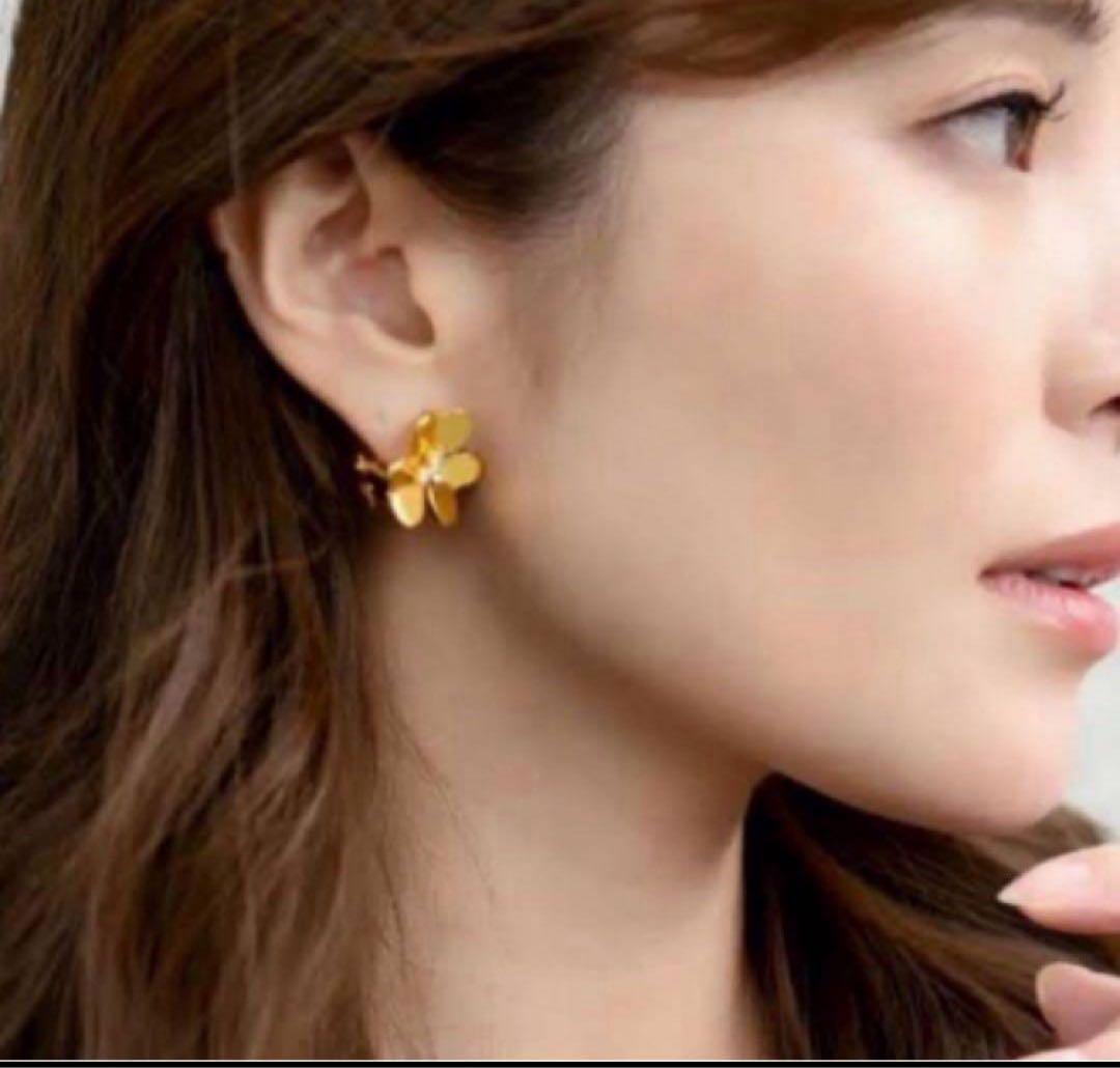 最高級✨ハイクオリティ✨ラージサイズ　ゴールド　ピアス　蒼井優　イヤリング可能