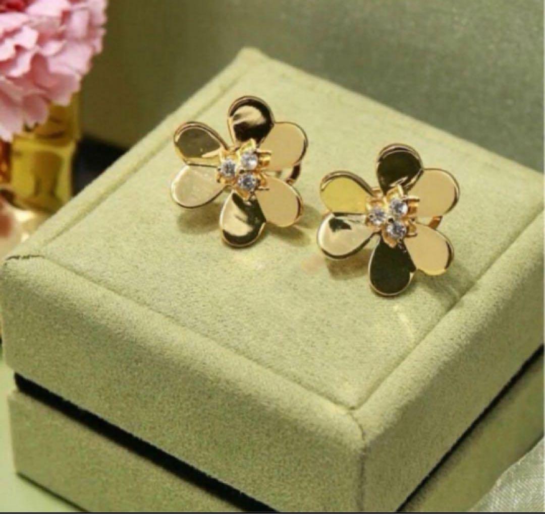 最高級✨ハイクオリティ✨ラージサイズ　ゴールド　ピアス　蒼井優　イヤリング可能