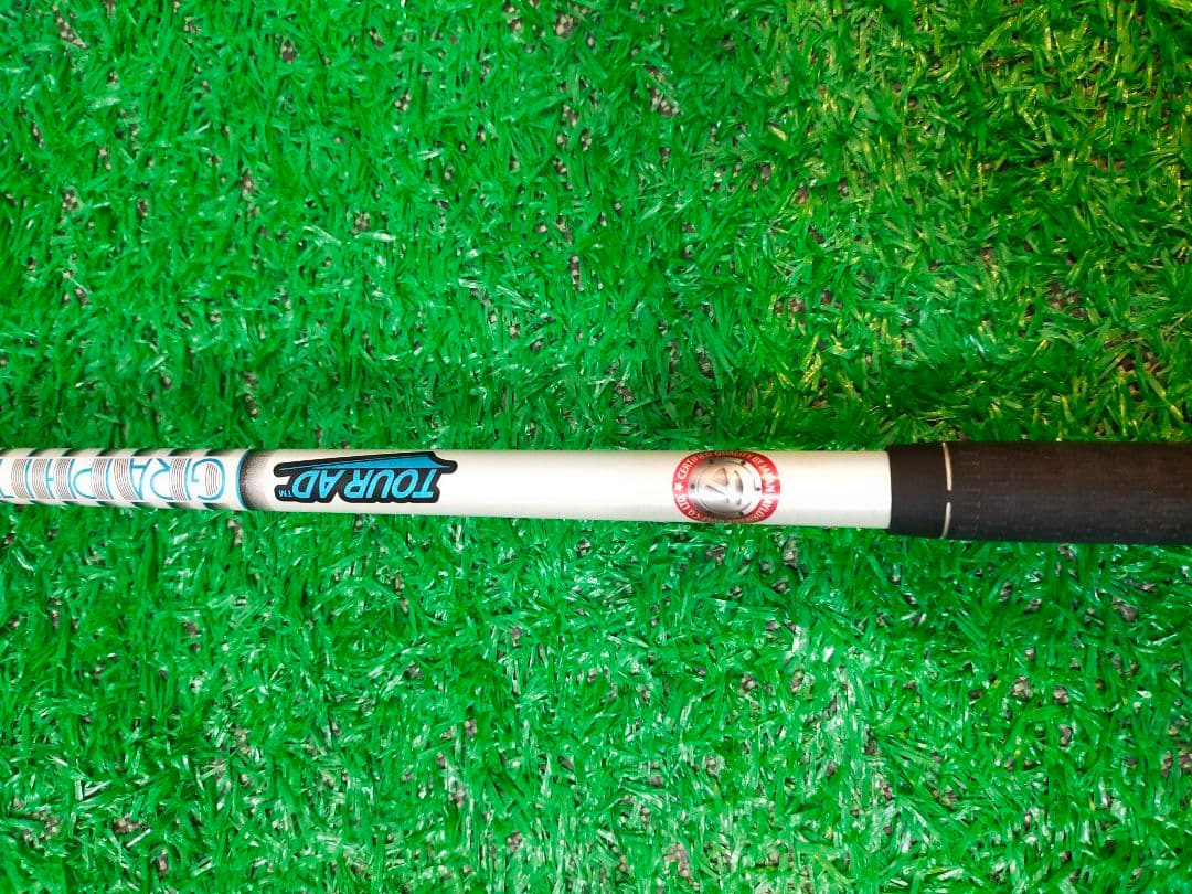 美品ツアーAD TOURAD GRAPHITEテーラーメイドドライバーシャフト