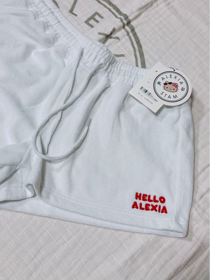 Sanrio x ALEXIA STAM●新品●ショーパン