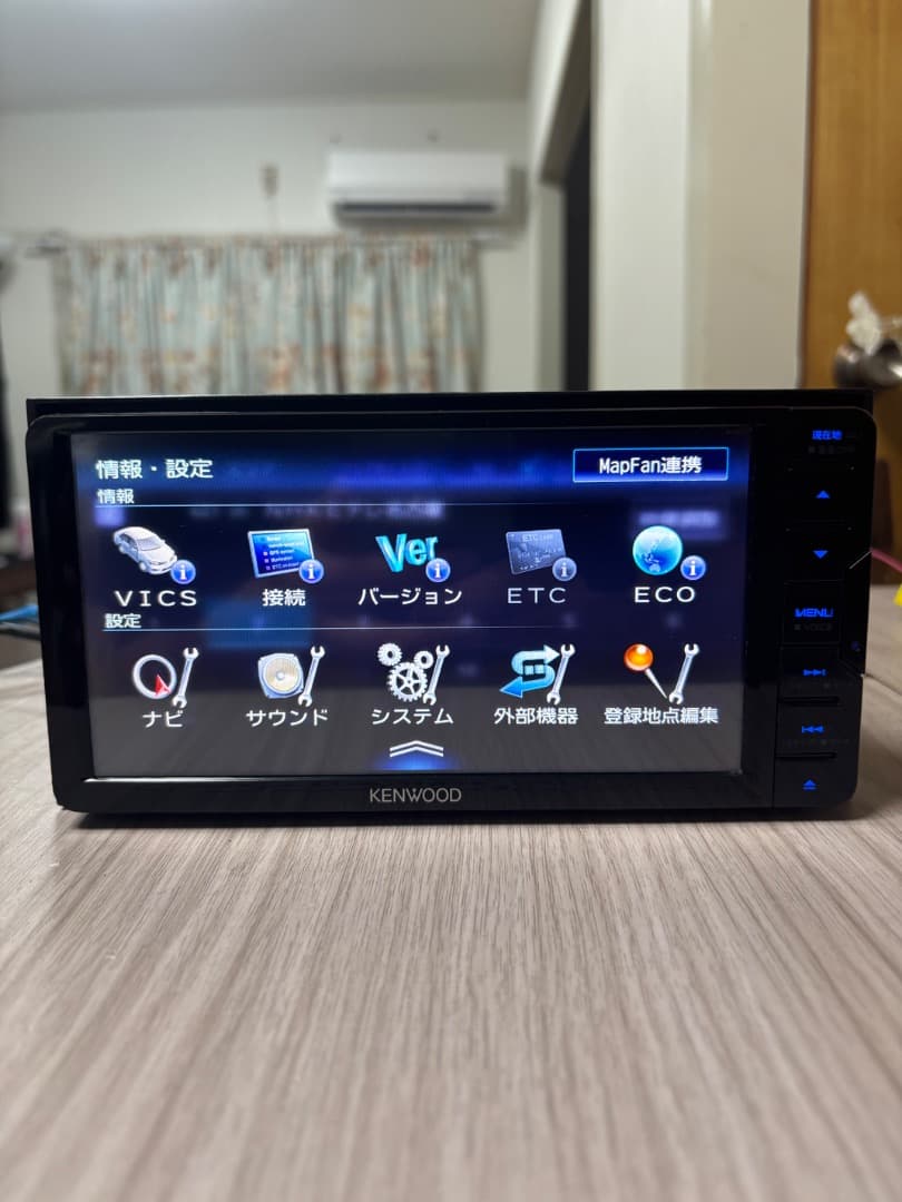 カーナビ MDV-S709W