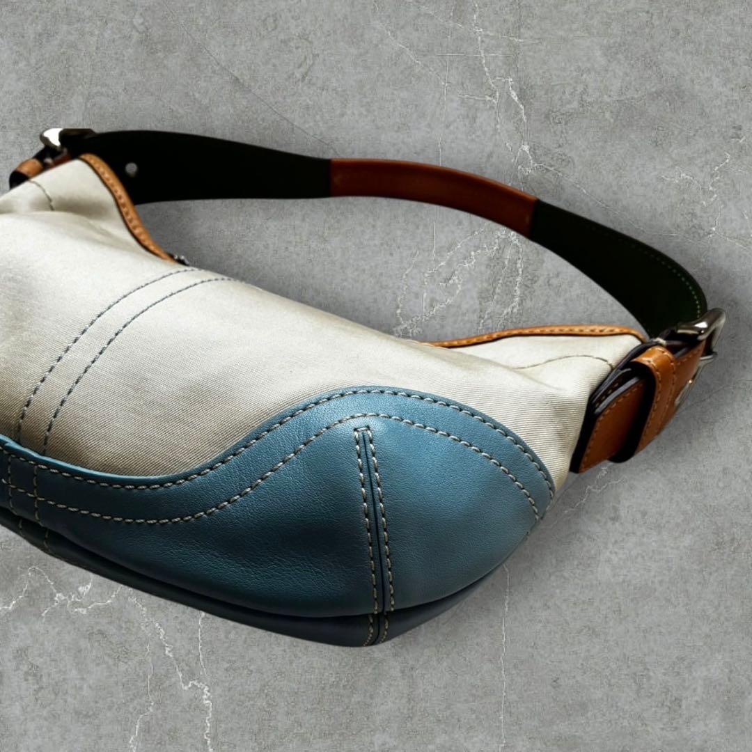 バッグ COACH Y2K multicolor flower shoulder bag