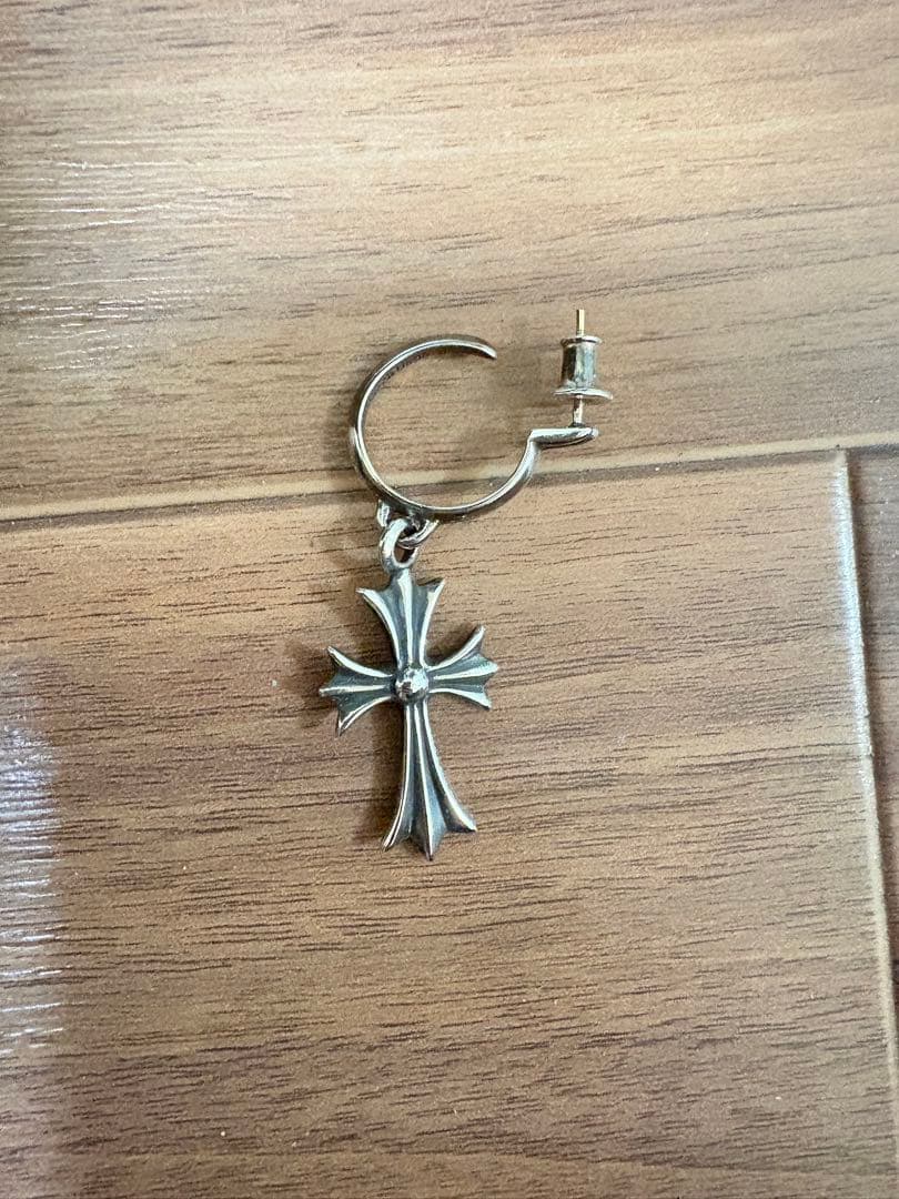 Chrome HeartsタイニーCHフープピアス(片耳)