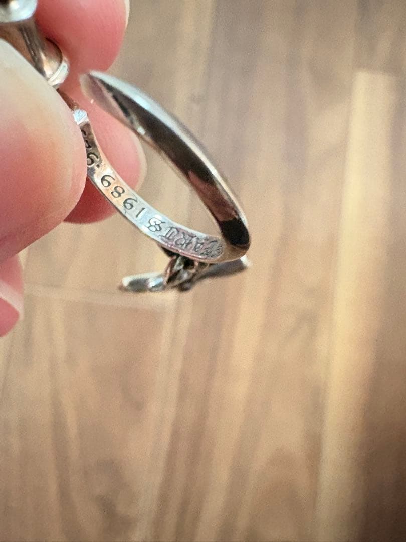 Chrome HeartsタイニーCHフープピアス(片耳)