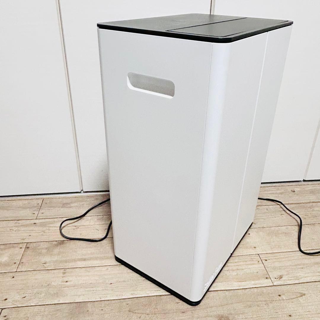 【使用少 美品】Stadler Form Lukas 空気清浄除湿機 19畳