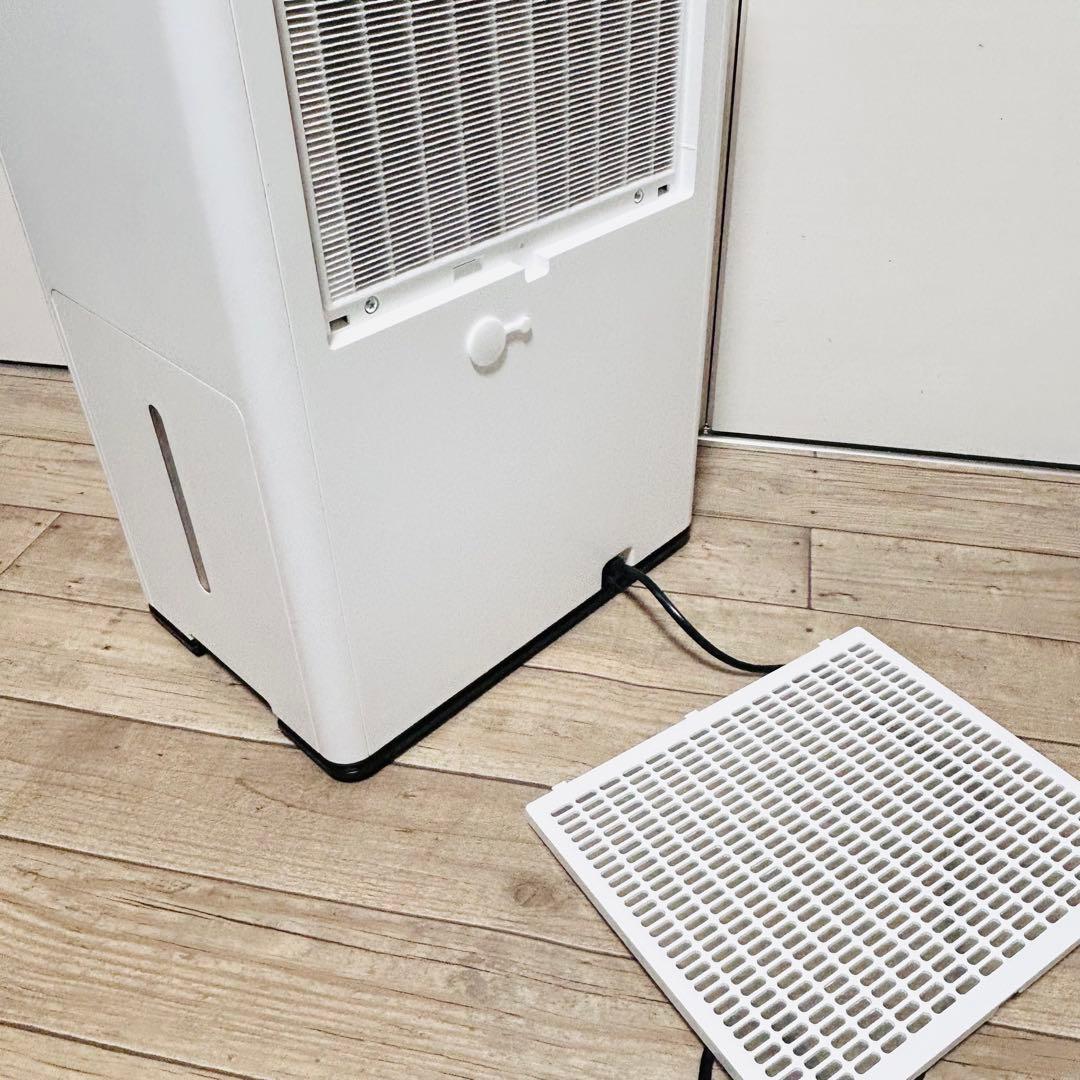 【使用少 美品】Stadler Form Lukas 空気清浄除湿機 19畳