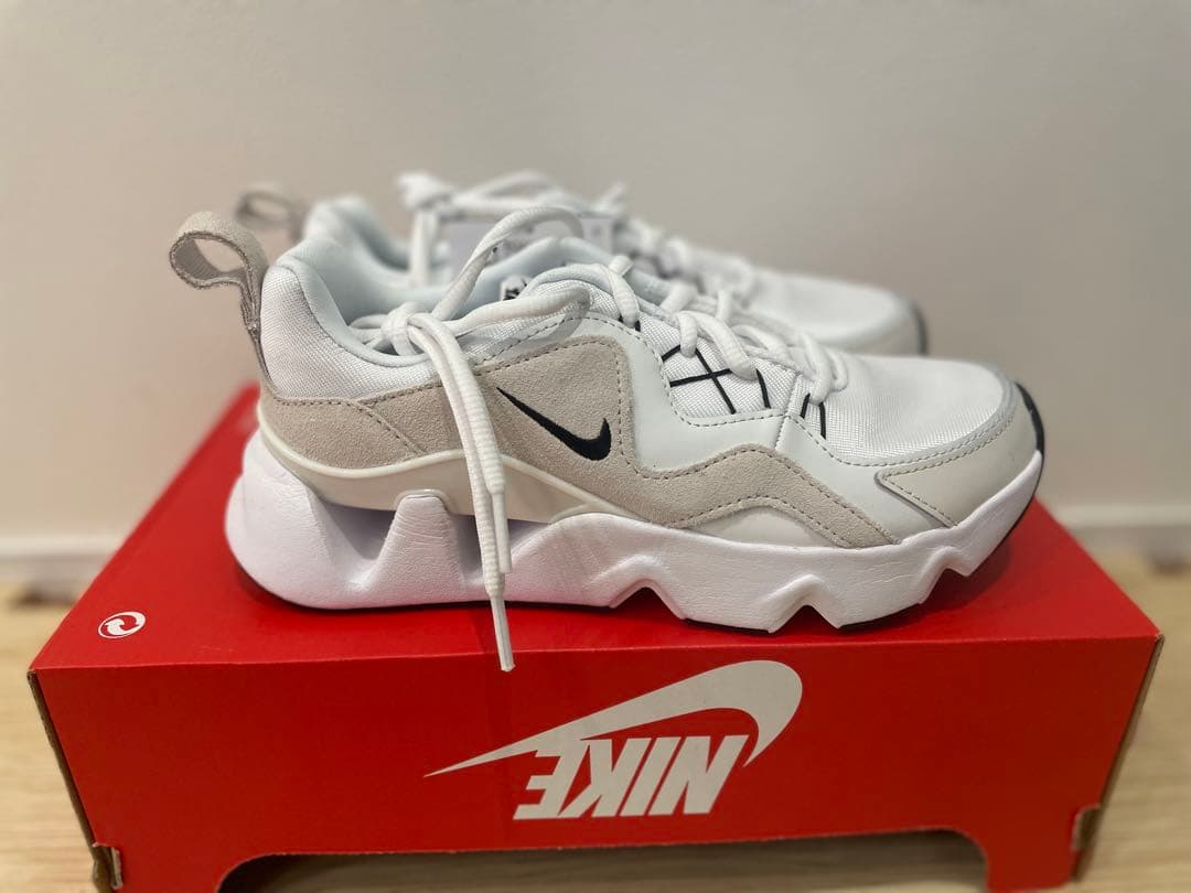 RYZ 365 [WMS RYZ 365] ナイキ　レディース　スニーカー