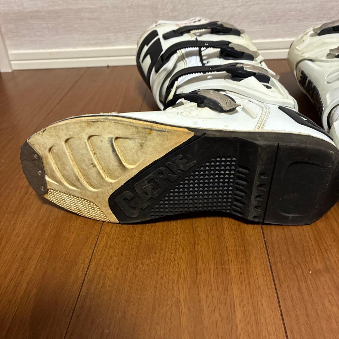 ［最終値下げ］Gaerne SG-11 ブーツ EU 43 ホワイト 27cm