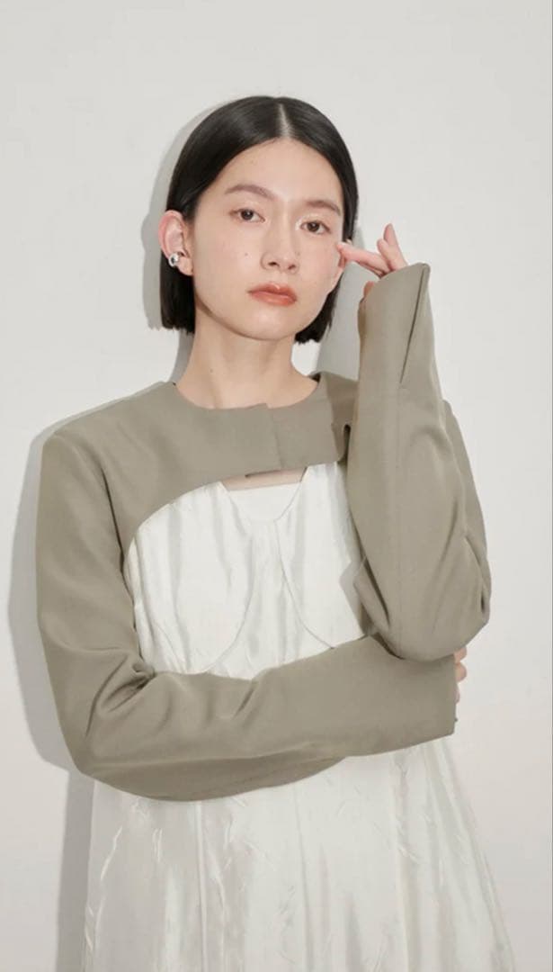 【新品未使用】ADAM ET ROPE' アダム エ ロペ　ボレロ　ジャケット