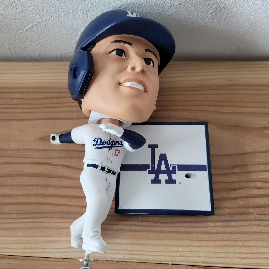 希少 世界限定10000個 大谷翔平ボブルヘッド白ユニフォームバッター