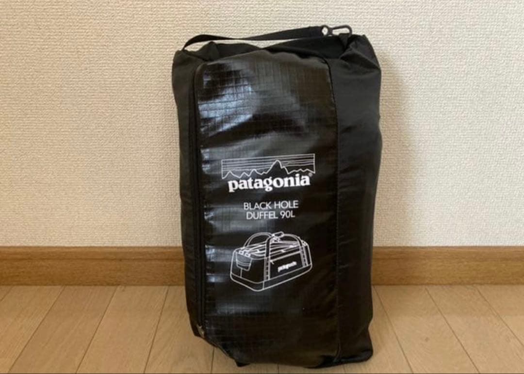 パタゴニア ブラックホールダッフル90L