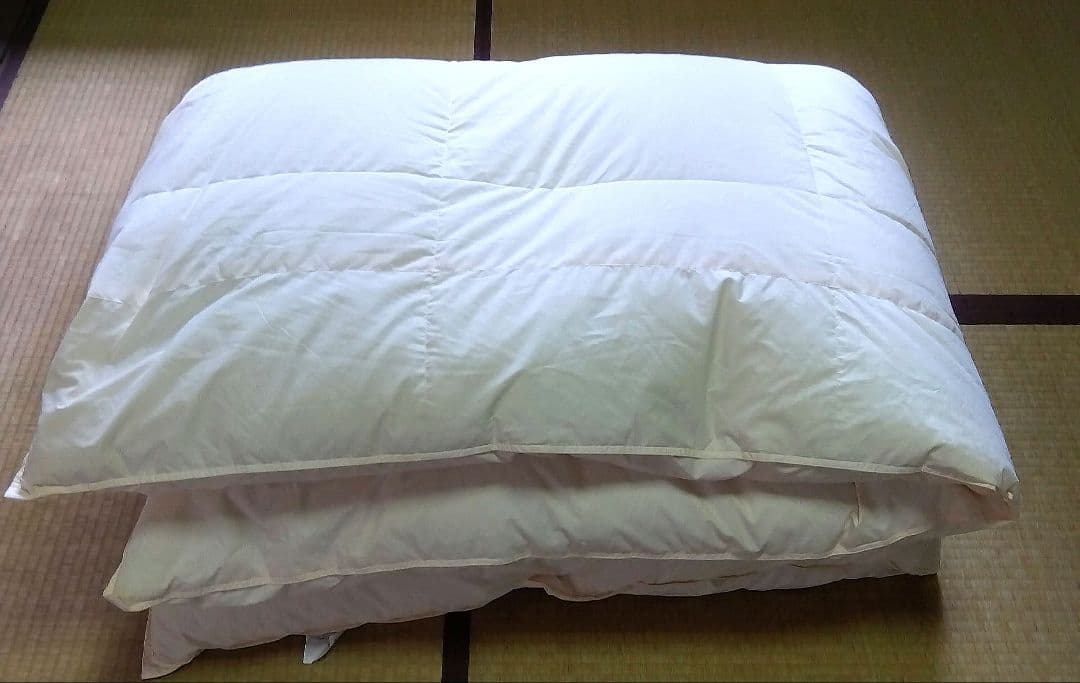 ホワイトマザーグースダウン95% セミダブルサイズ　羽毛掛け布団【美品】
