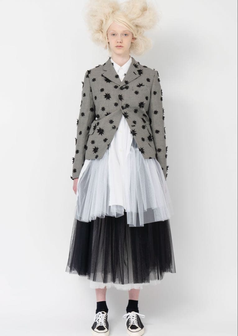 コムコムAD2022AW ブラック チュール付きTシャツS