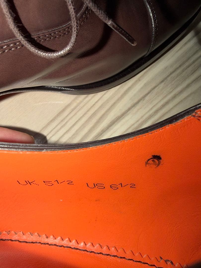 サントーニ　ストレートチップ　ダークブラウン