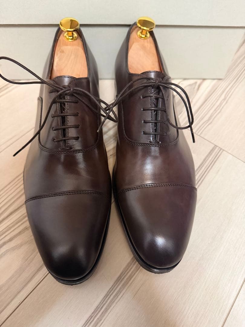 サントーニ　ストレートチップ　ダークブラウン