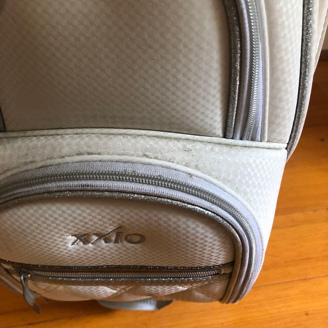 XXIO ゼクシオ キャディバッグ ホワイト フード付き レディース