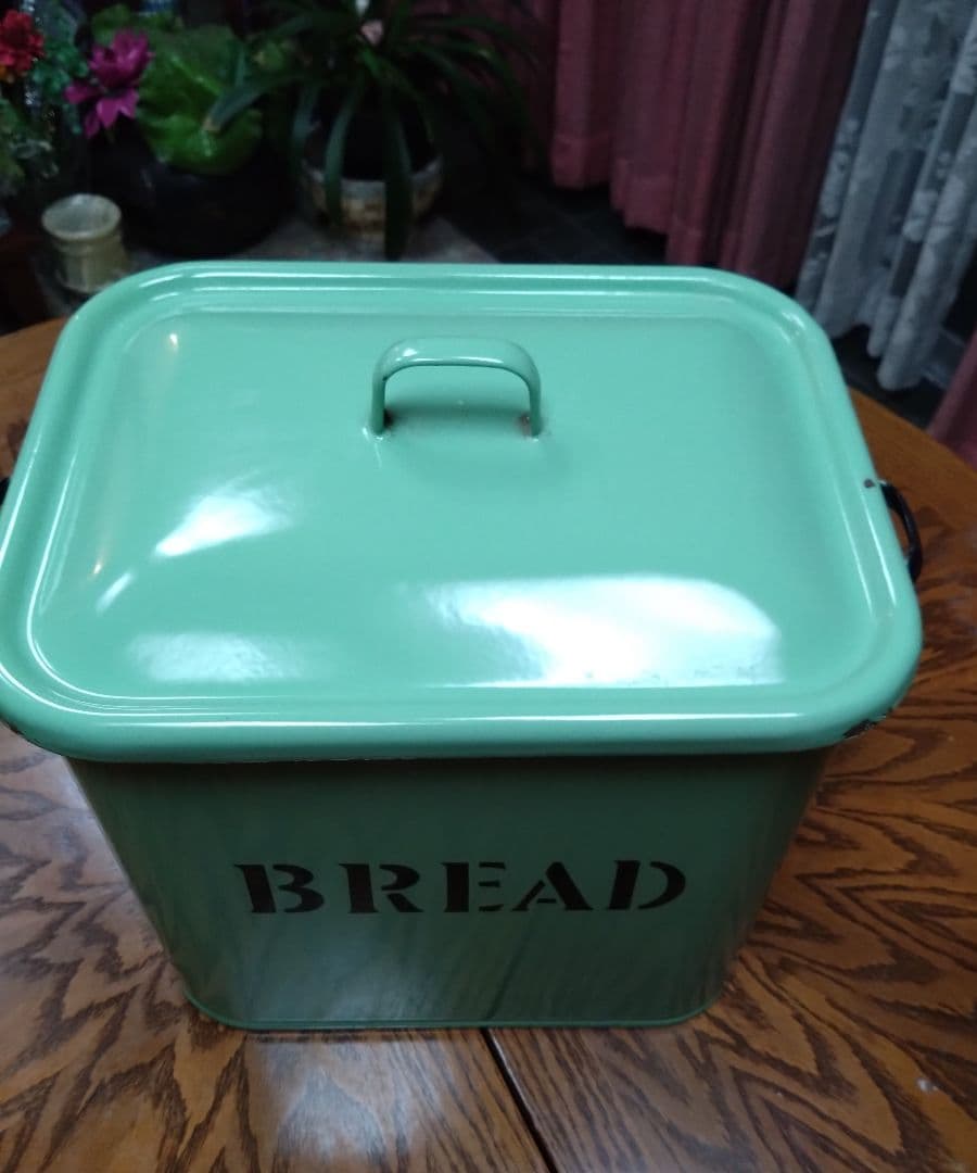 ホーロー　ブレッド缶　BREAD ブレッドケース　協和工業