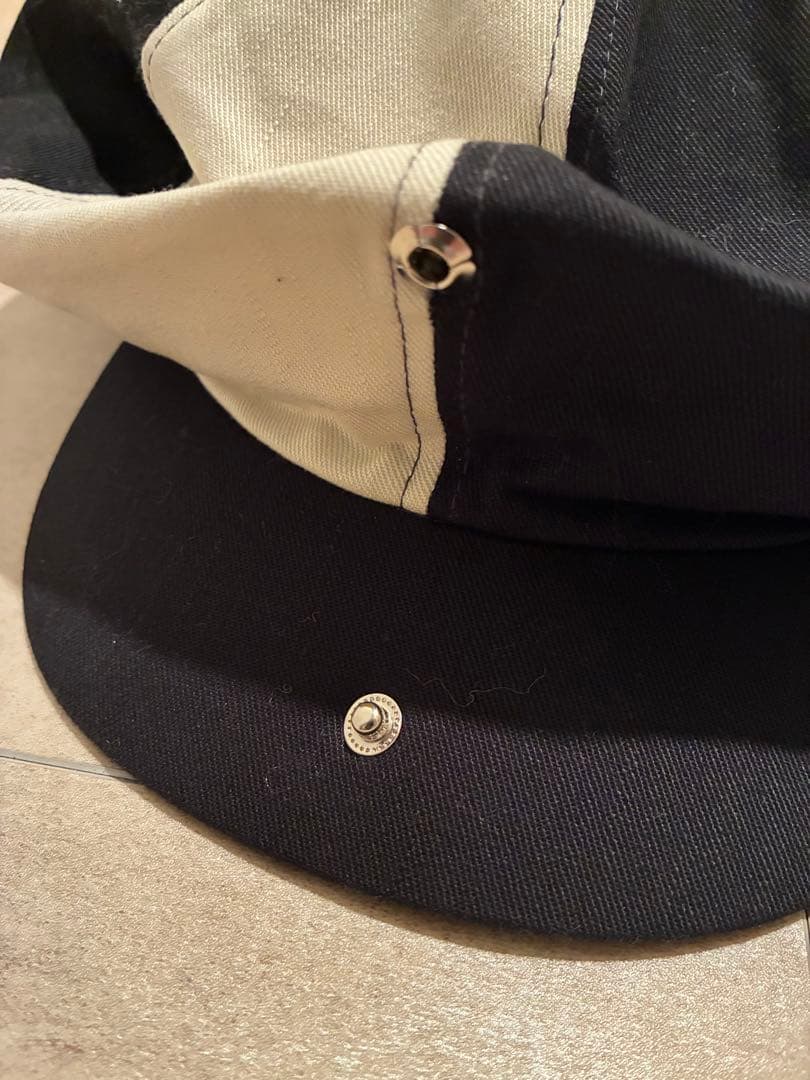 アットダーティー　囚人キャスケット