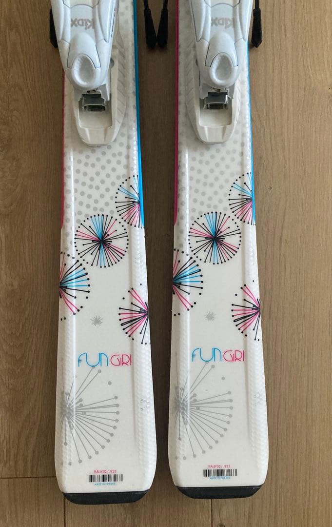 ロシニョール　スキー板セット　130cm ストック付き