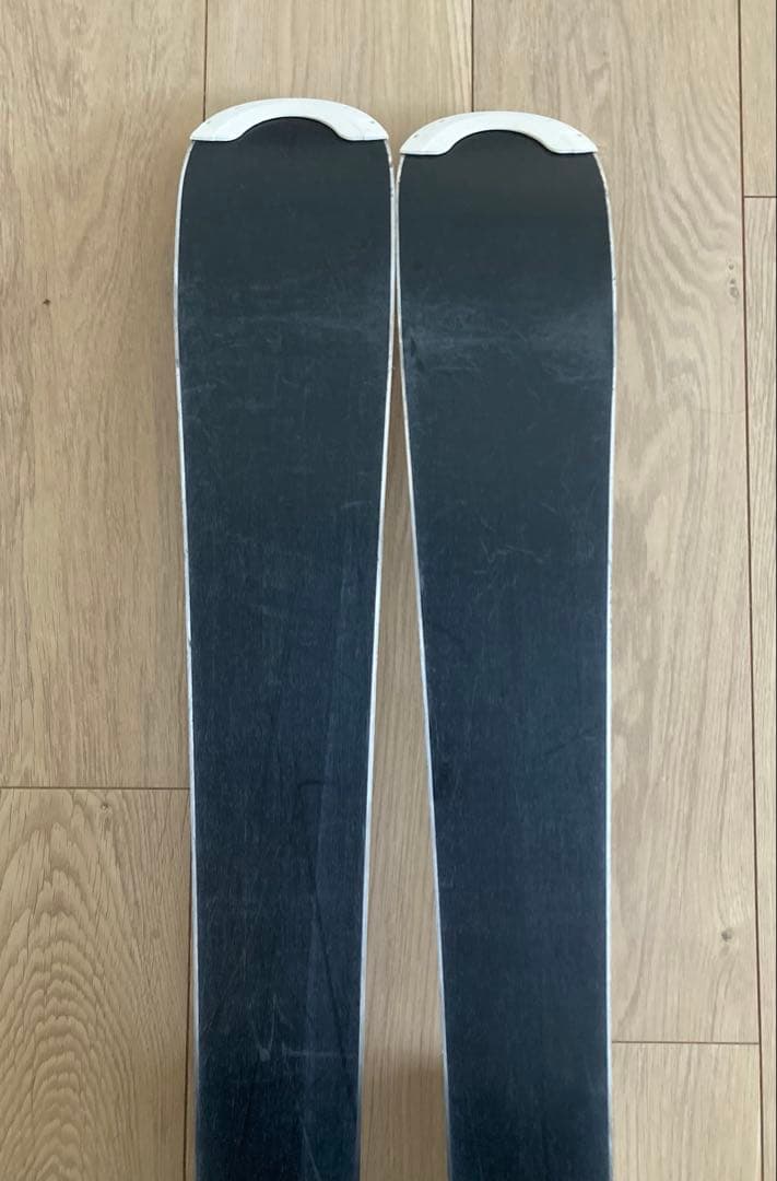 ロシニョール　スキー板セット　130cm ストック付き