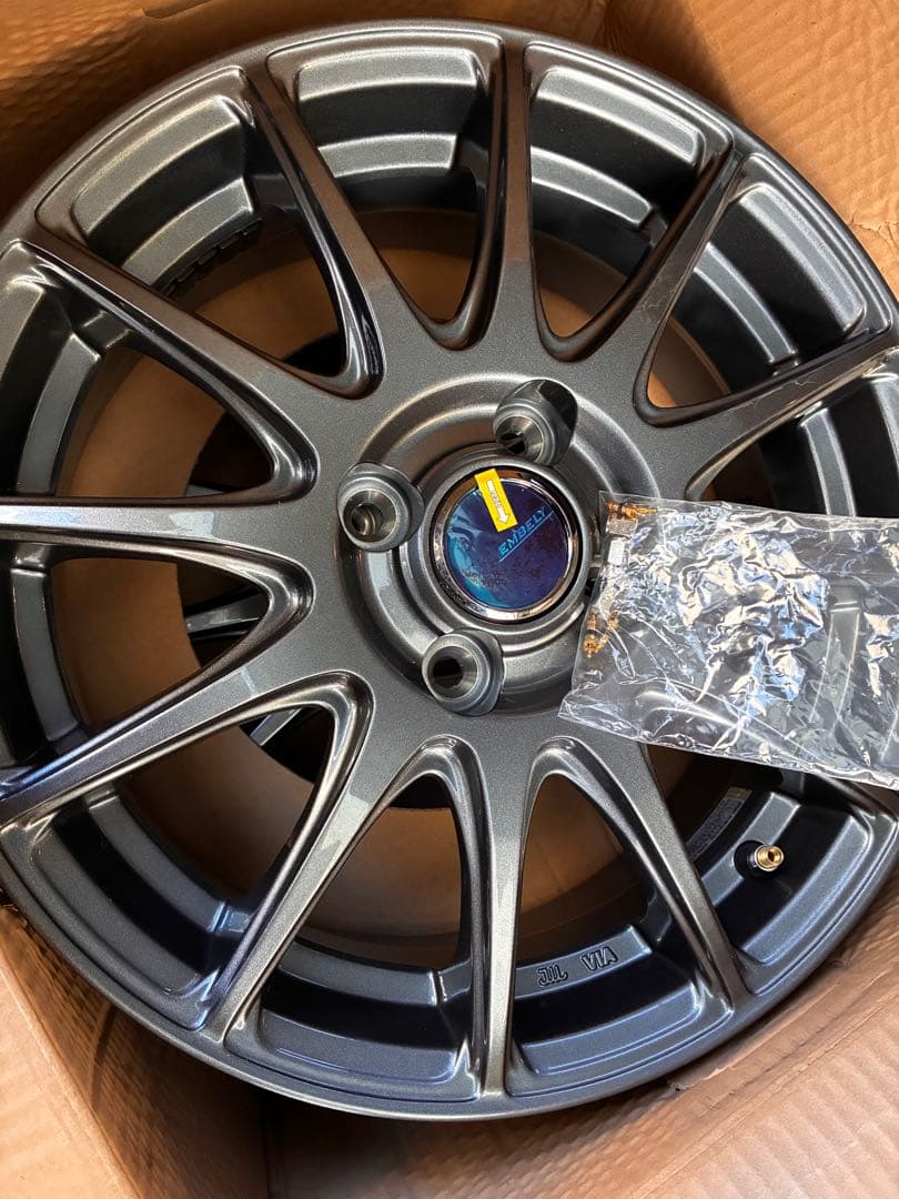 EMBELY S10 ガンメタリック 15インチホイール　4本セット