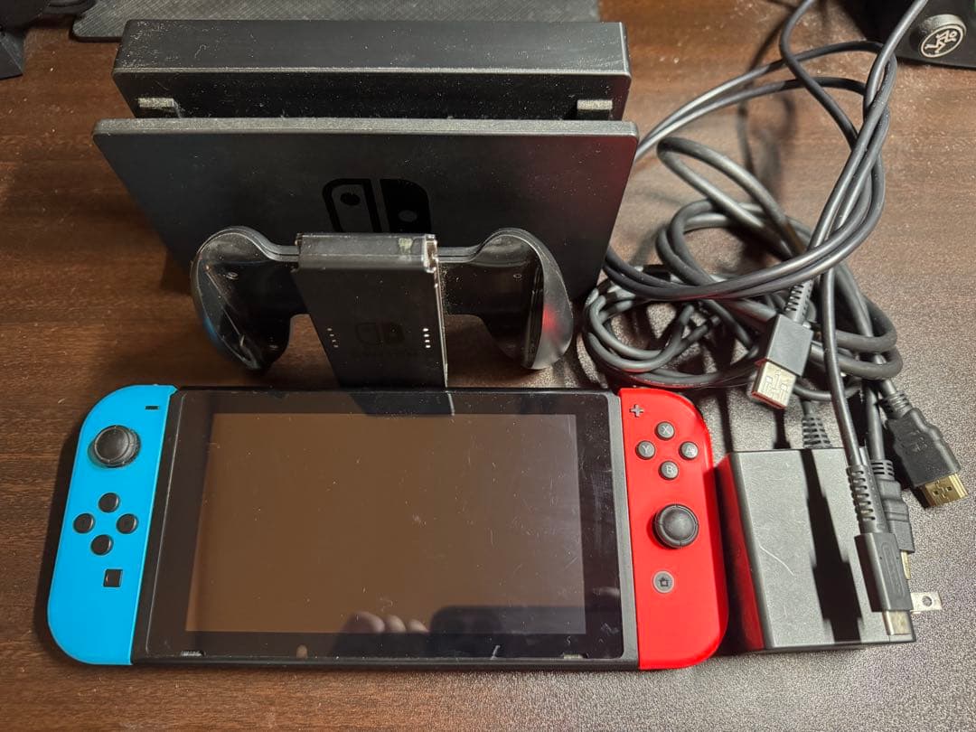 Nintendo Switch 青/赤 本体 ドック付き