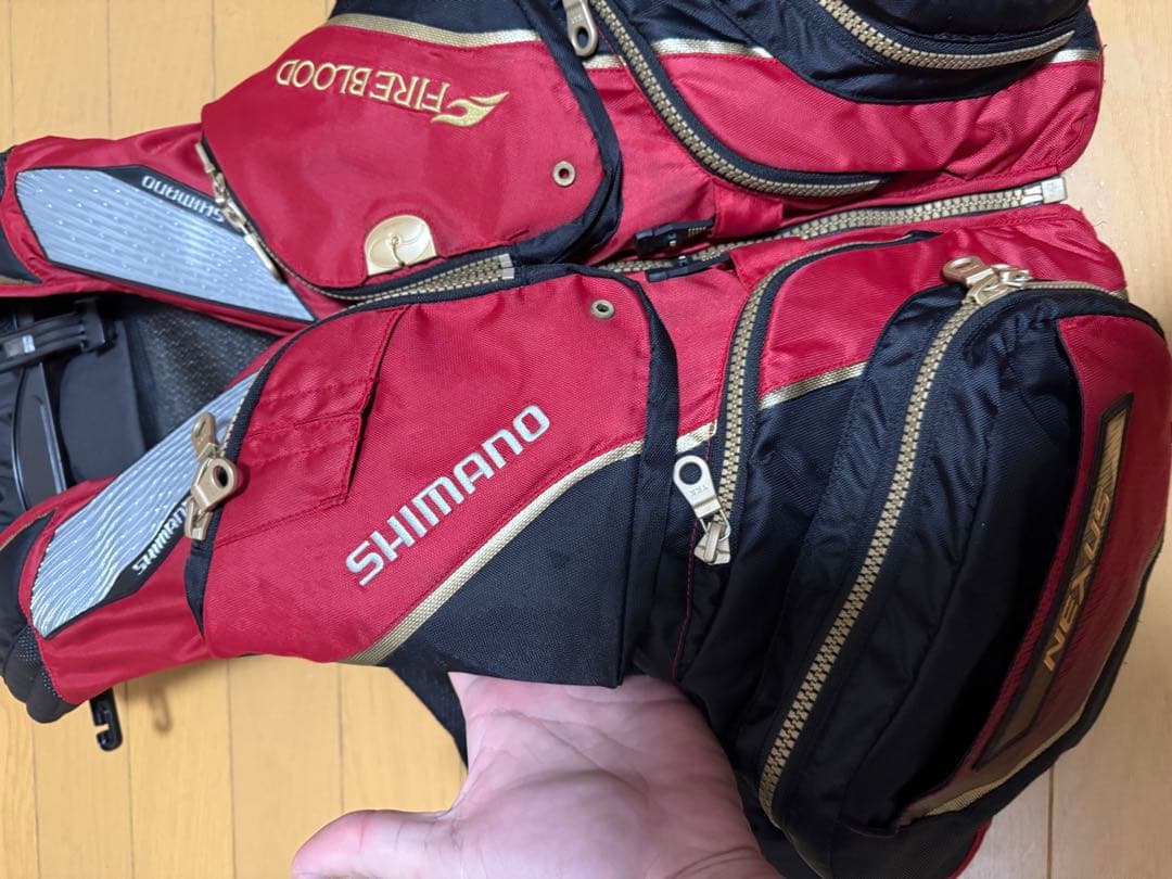 SHIMANO ライフジャケット 赤黒