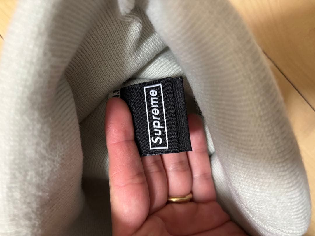Supreme ニット帽 Blackletter Beanie \"Stone\"