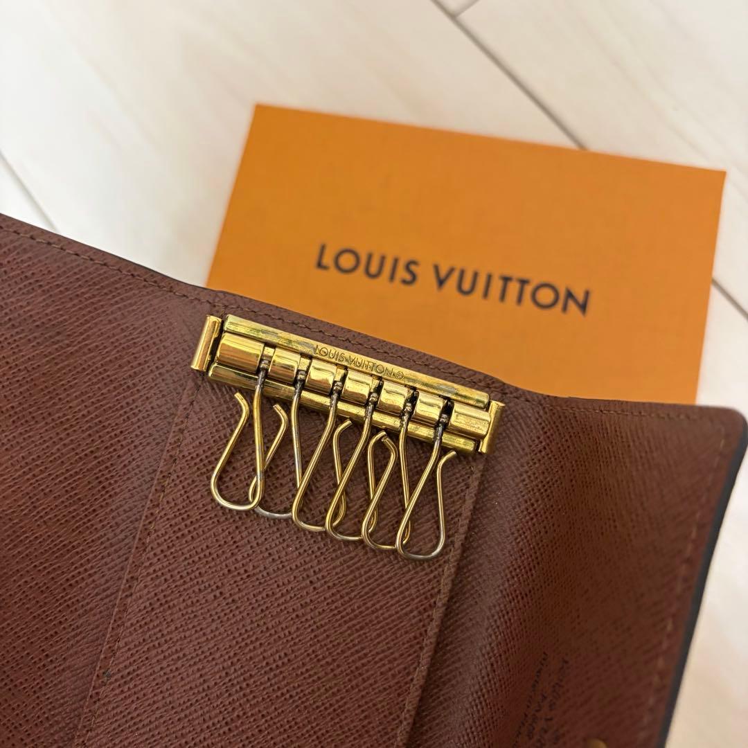 ルイヴィトン キーケース ミュルティクレ6