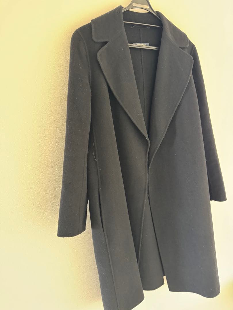 S マックスマーラ黒コート