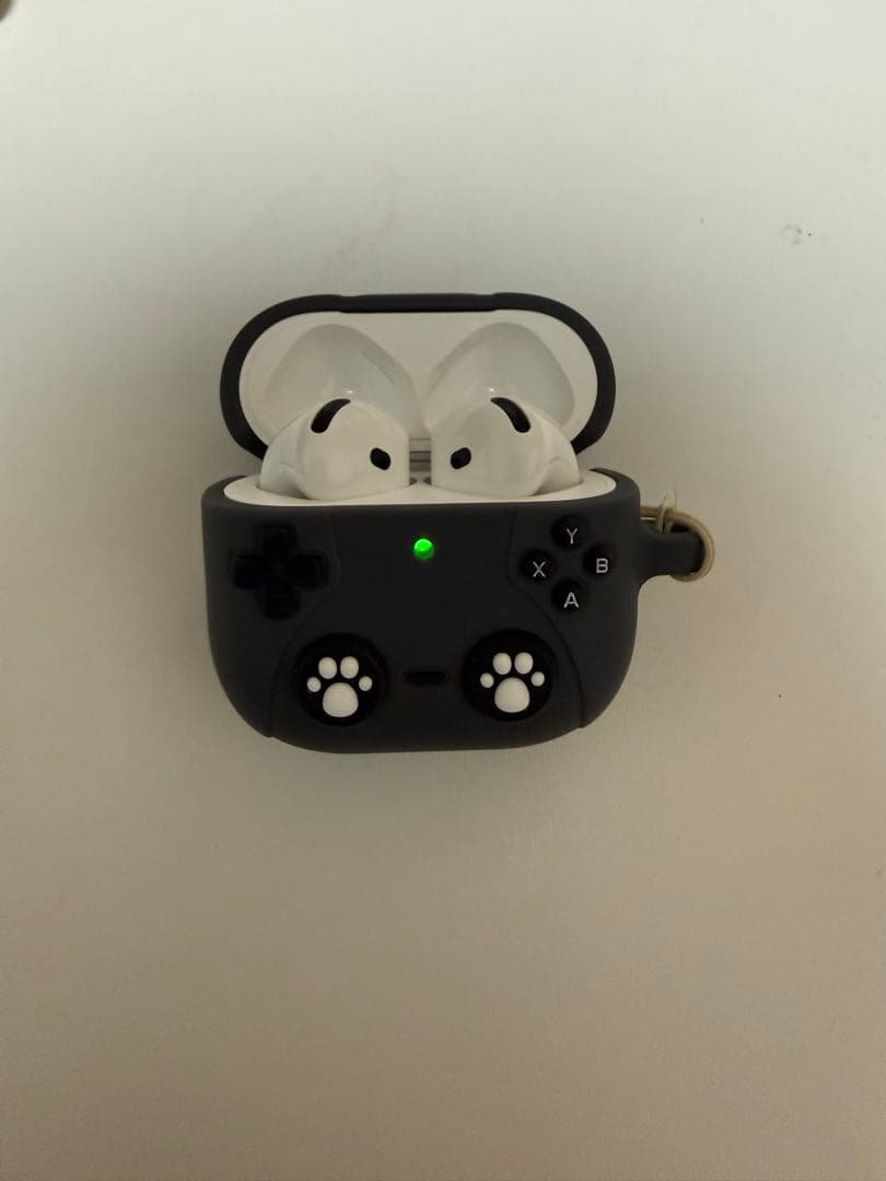 【正規品】AirPods4アクティブノイズキャンセリング搭載 イヤホンカバー付き