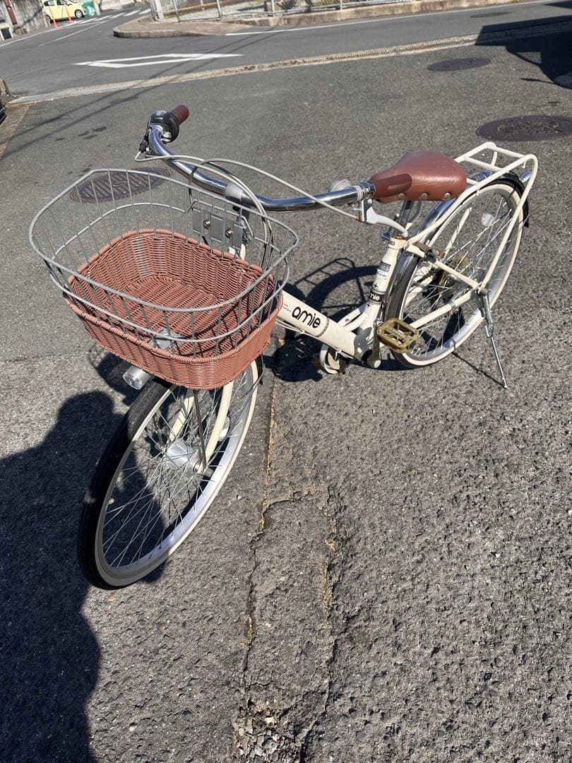 24インチamieシティサイクル 自転車　前カゴ付き