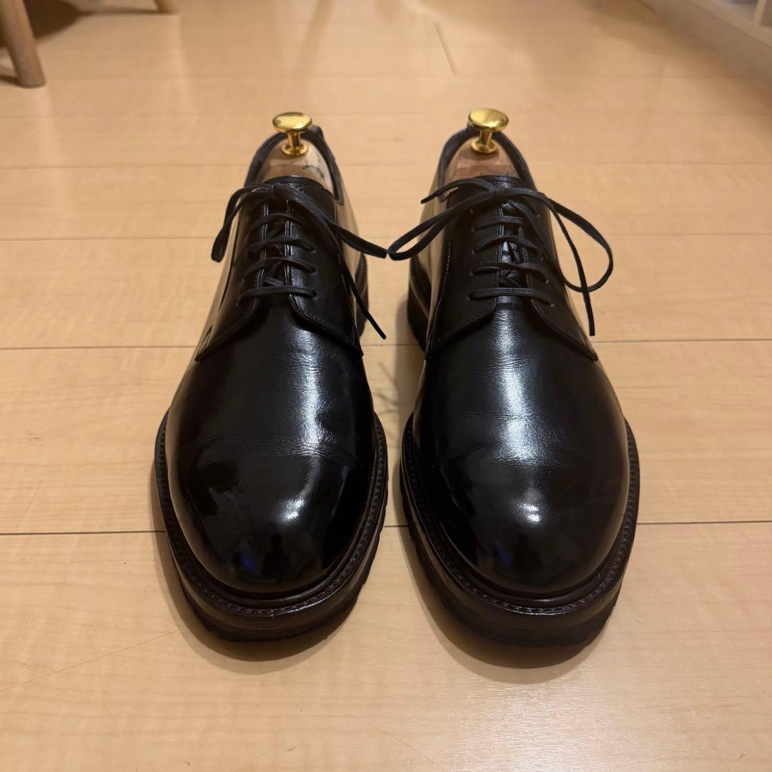 WHダブルエイチ 外羽根プレーントゥシューズ