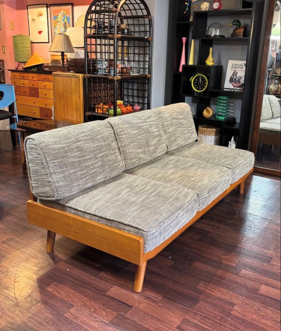 unico３人掛けソファ