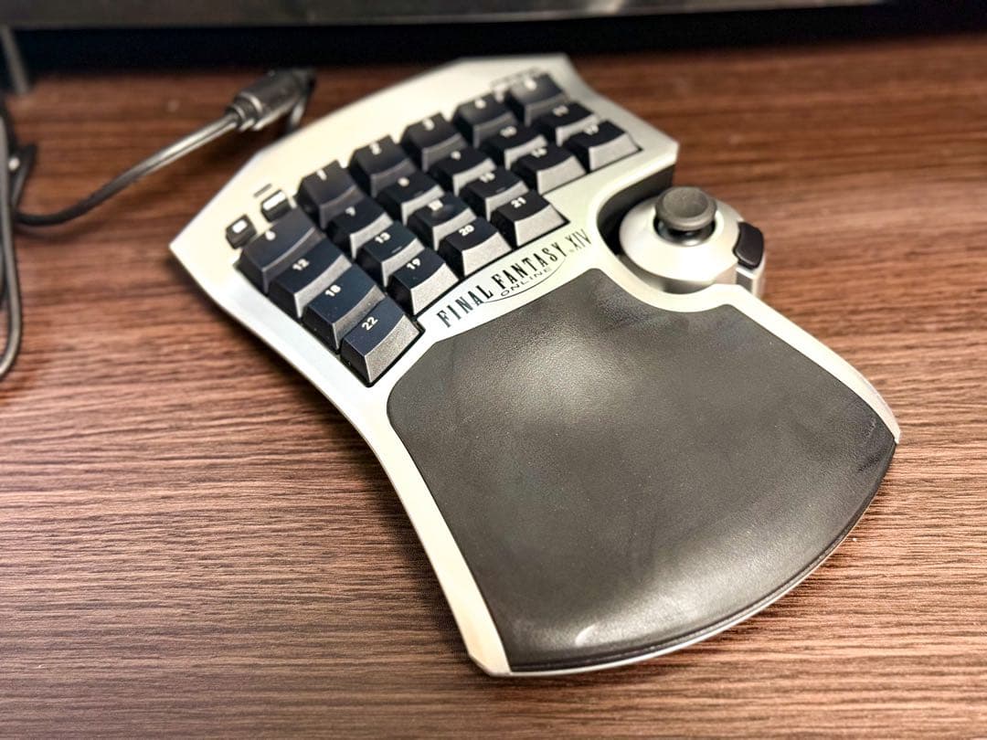 【未使用】HORI FF14 タクティカルアサルトコマンダー