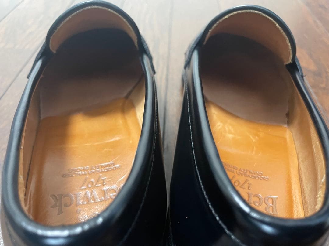 Berwick / 5260ROVI/ブラック/UK7/ローファー