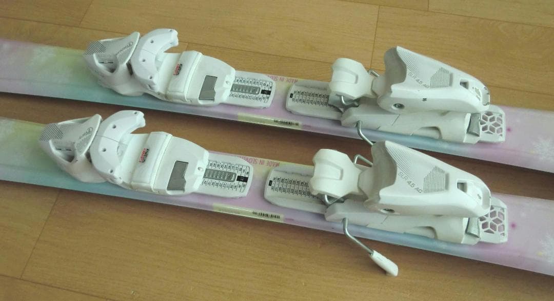 ■■12月・1月限定■送料無料■子供用スキーフルセット■120/22■WAX済■