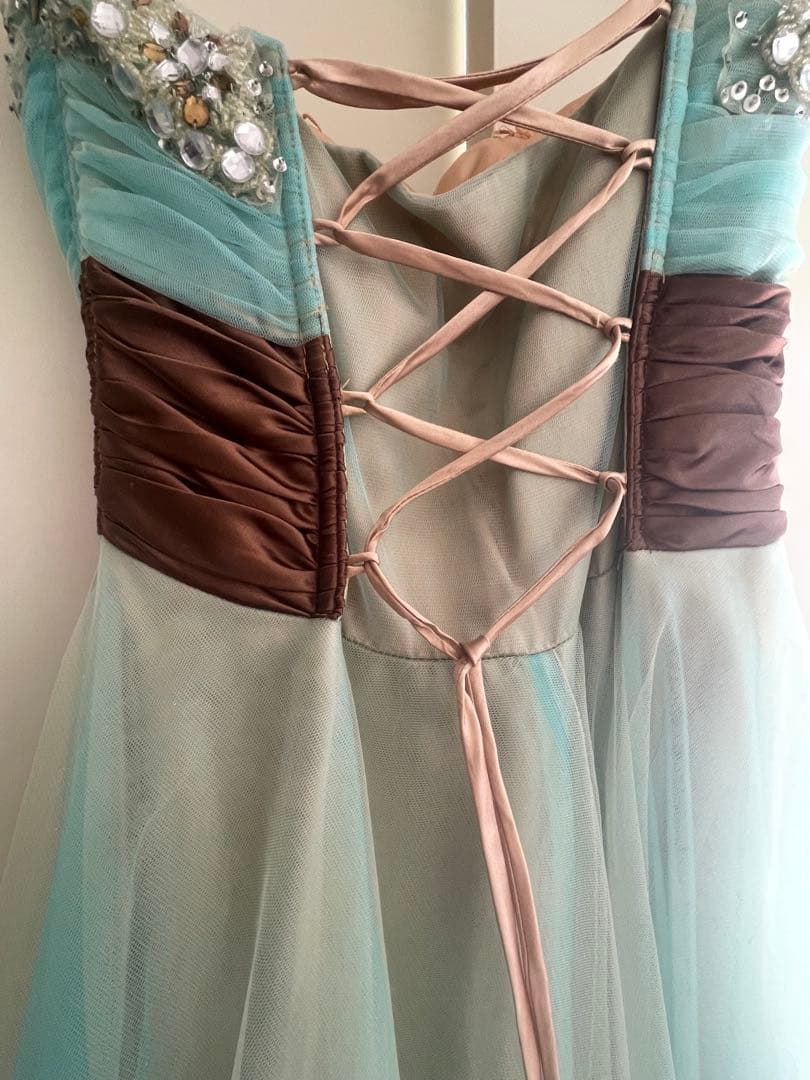 オーロラミントグリーン ビジューコンサート演奏会ウェディングドレス7層構造