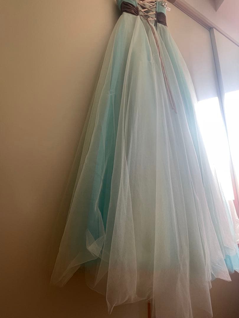 オーロラミントグリーン ビジューコンサート演奏会ウェディングドレス7層構造