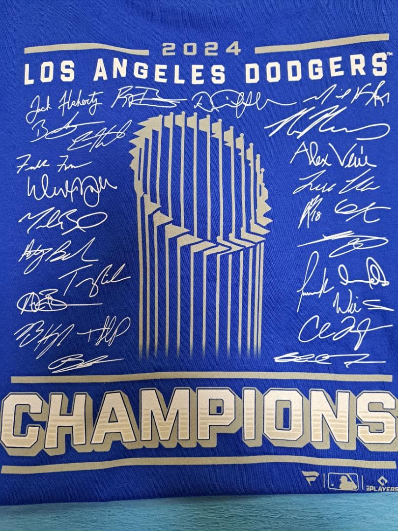 公式特別限定受注生産品ドジャースワールドシリーズ2024優勝記念ロスターTシャツ