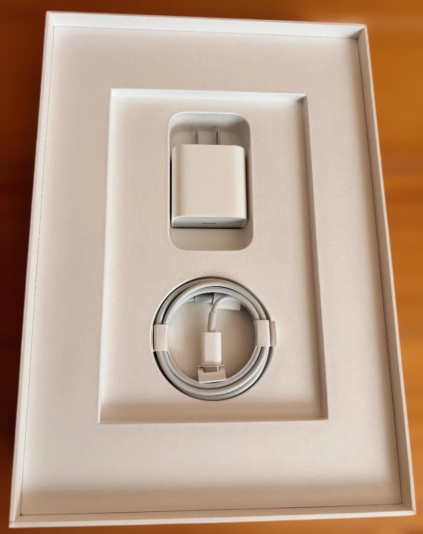 Apple iPad 第8世代 2020年モデル 128GB スペースグレー