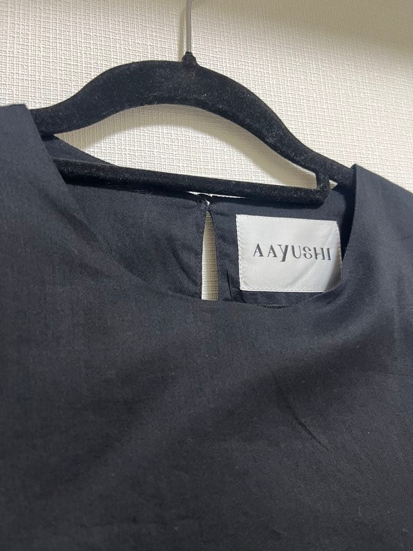 AAYUSHI/アユーシ　ボリュームフレアハーフスリーブワンピース