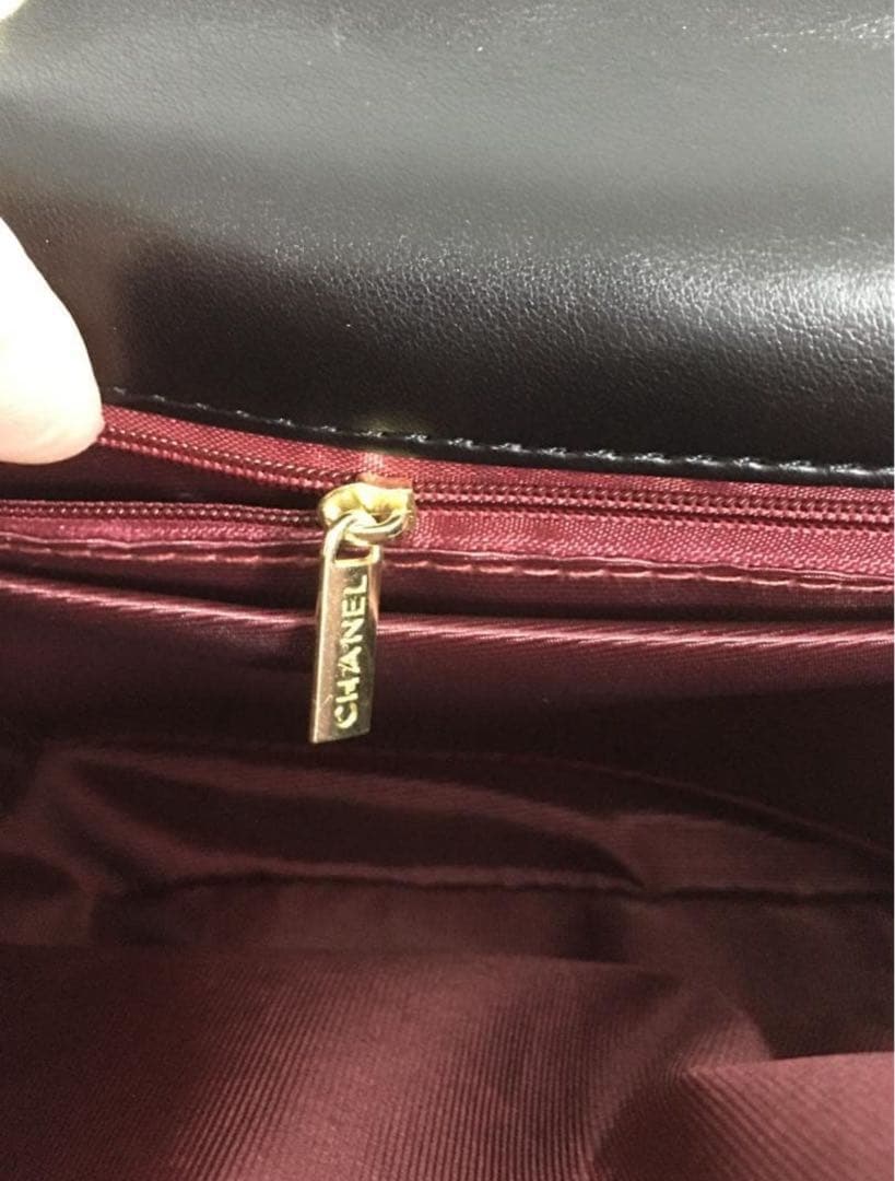 ブラック キルティング ショルダーバッグ マトラッセ