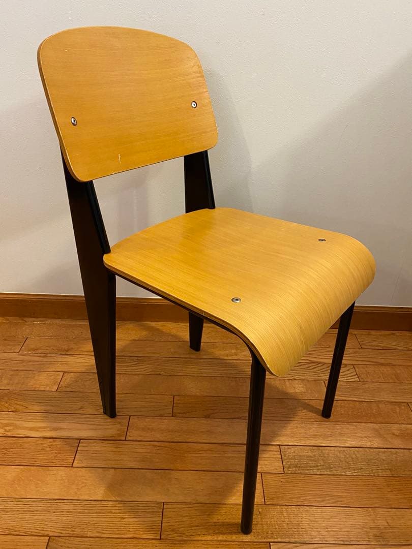 Vitra ジャン プルーヴェ スタンダードチェア リプロダクト品