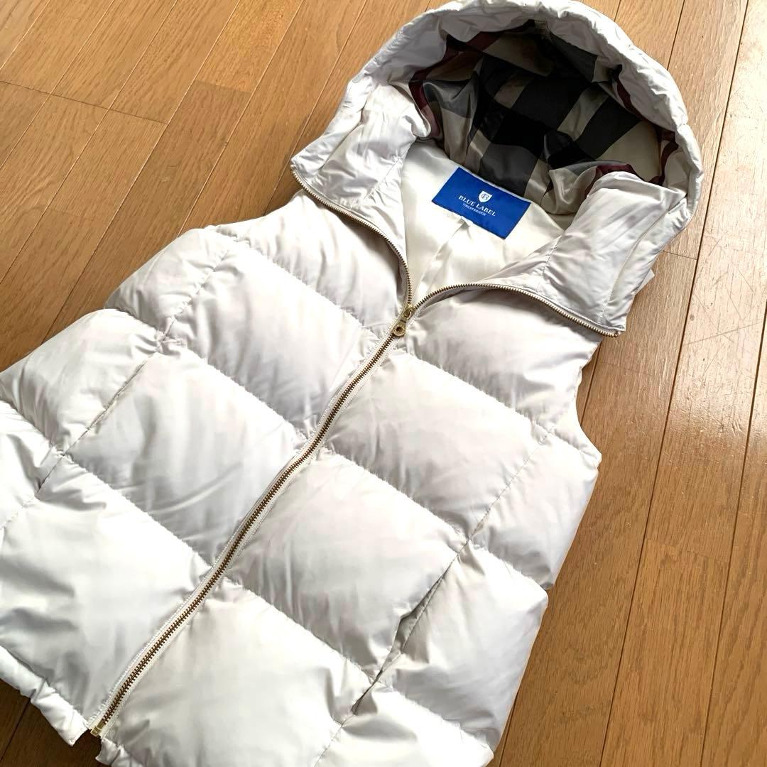 美品 ブルーレーベルクレストブリッジ BLUE LABEL ダウンベスト 白